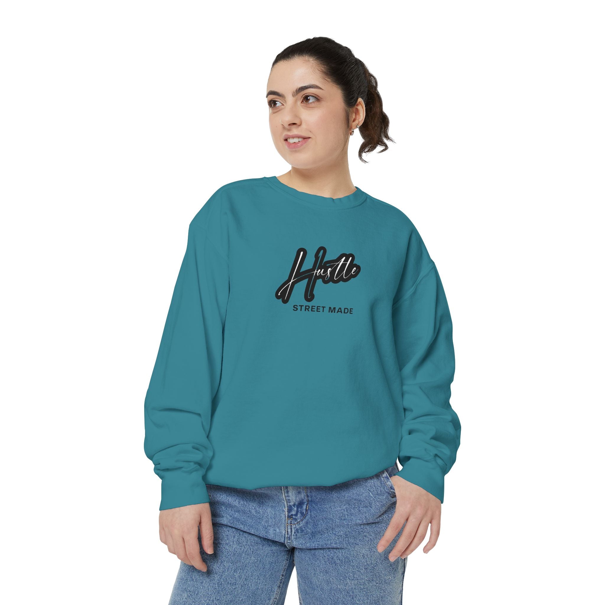 Hustle Street Mode Sweatshirt – Premium White Crewneck for Men & Women