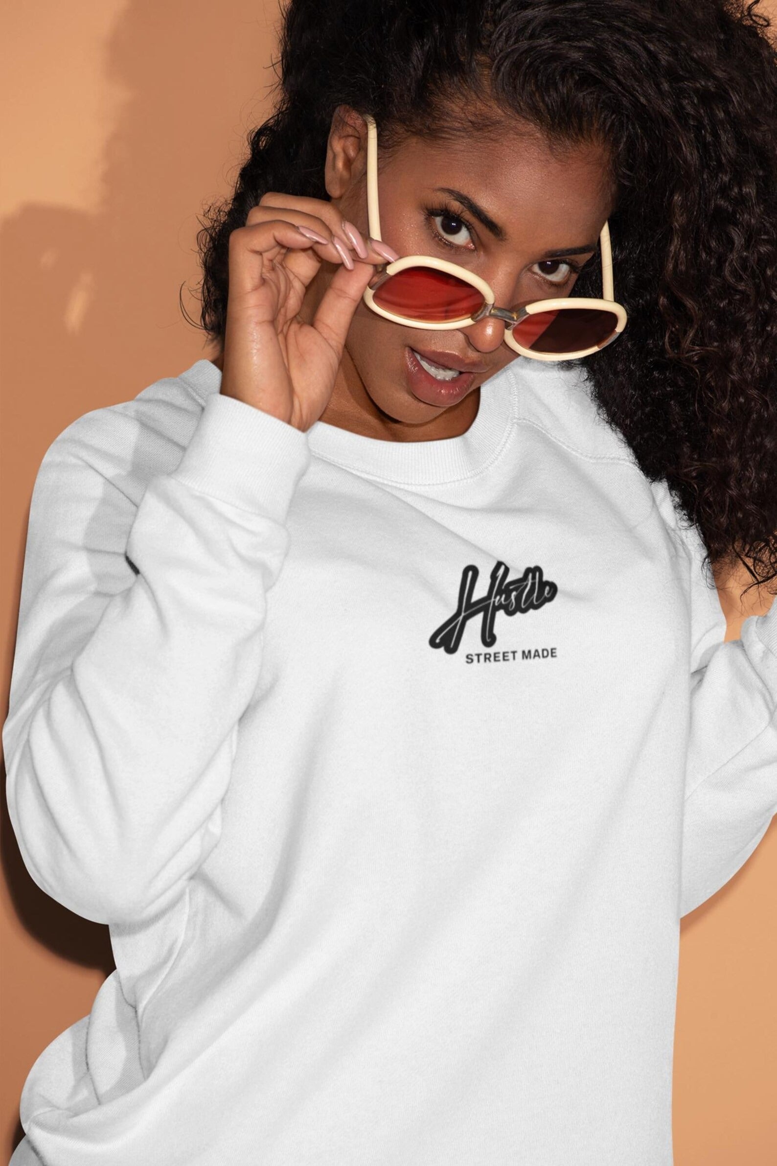 Hustle Street Mode Sweatshirt – Premium White Crewneck for Men & Women